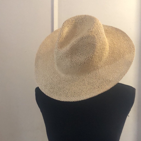 Classic Textured Ballet Flats in Cream - Picture 1 of 6